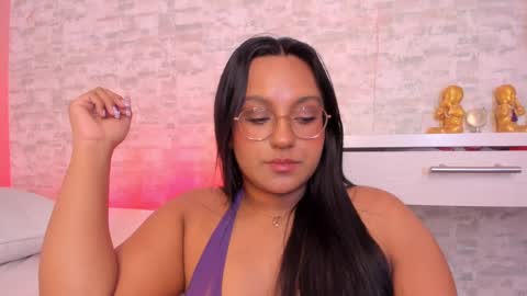 Ella online show from February 15, 2025, 8:54 am