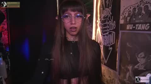 follow me on instagram .    online show from November 6, 2025, 7:26 pm