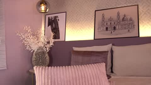 Elle Diane online show from January 21, 2025, 3:37 am