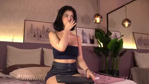 Elle Diane online show from February 9, 2025, 5:50 am