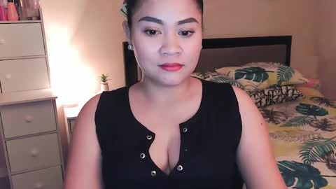 Snapshot of elleelle123 chatting on December 3, 2024, 5:09 am Ann online show from December 3, 2024, 5:09 am