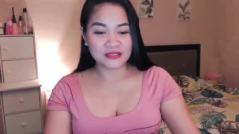 Snapshot of elleelle123 chatting on December 10, 2024, 1:54 am Ann online show from December 10, 2024, 1:54 am