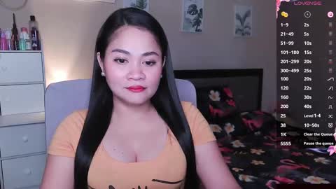 Snapshot of elleelle123 chatting on December 16, 2024, 1:53 am Ann online show from December 16, 2024, 1:53 am