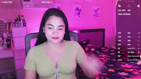 Snapshot of elleelle123 chatting on February 11, 2025, 12:16 pm Ann online show from February 11, 2025, 12:16 pm