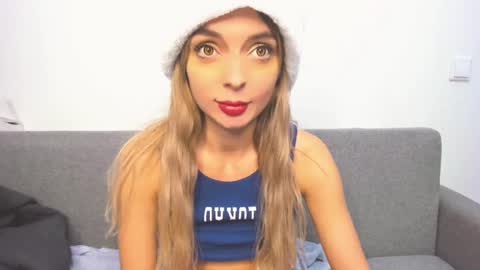 Snapshot of ellen_flow chatting on December 17, 2024, 11:38 pm ellen_flow online show from December 17, 2024, 11:38 pm