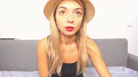 Snapshot of ellen_flow chatting on January 30, 2025, 4:27 am ellen_flow online show from January 30, 2025, 4:27 am