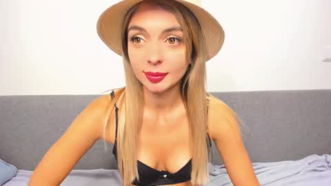 Snapshot of ellen_flow chatting on February 20, 2025, 8:58 pm ellen_flow online show from February 20, 2025, 8:58 pm