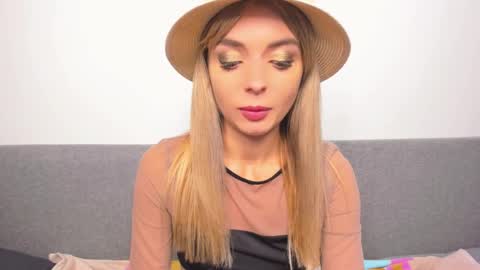 Snapshot of ellen_flow chatting on March 9, 2025, 12:00 am ellen_flow online show from March 9, 2025, 12:00 am