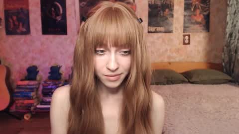 ellie_friendly online show from November 30, 2025, 1:42 am