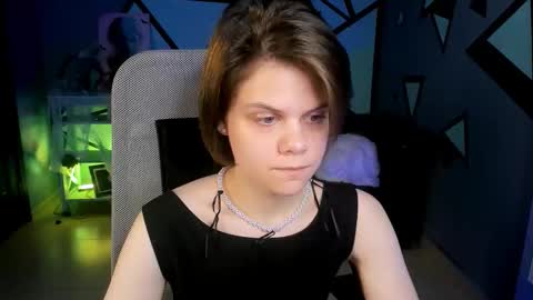 Snapshot of elliemurler chatting on October 25, 2025, 9:06 am elliemurler online show from October 25, 2025, 9:06 am