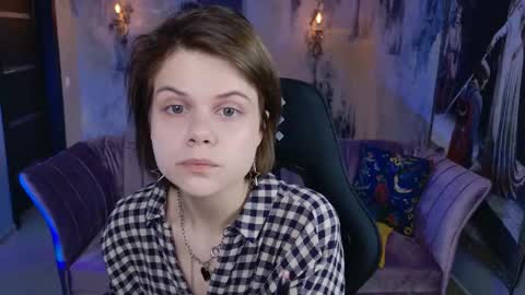 Snapshot of elliemurler chatting on October 27, 2025, 9:02 am elliemurler online show from October 27, 2025, 9:02 am