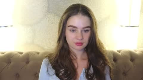 Snapshot of elliephant_ chatting on January 14, 2025, 12:24 pm just Emily online show from January 14, 2025, 12:24 pm