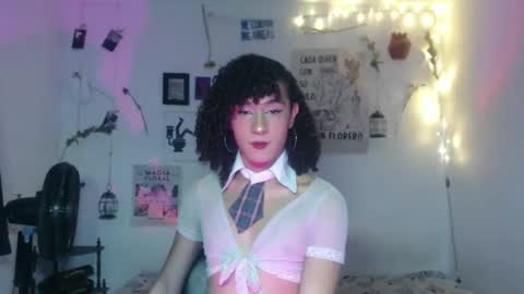 Snapshot of ellis_flowers chatting on October 22, 2025, 10:09 pm . online show from October 22, 2025, 10:09 pm