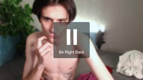 ellis_rin online show from October 21, 2025, 3:29 am