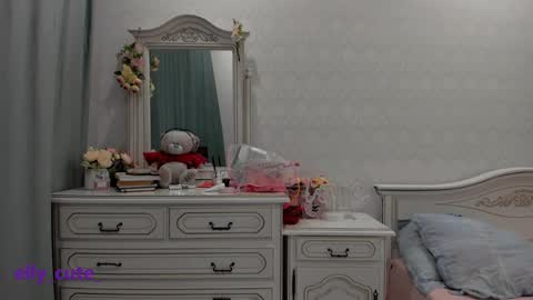 Snapshot of elly_cute_ chatting on December 3, 2024, 2:58 am Elly Cute  online show from December 3, 2024, 2:58 am