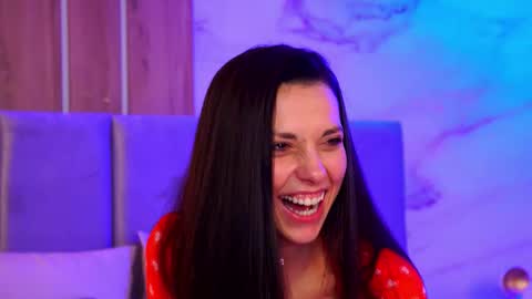 Elly online show from December 1, 2025, 8:58 pm