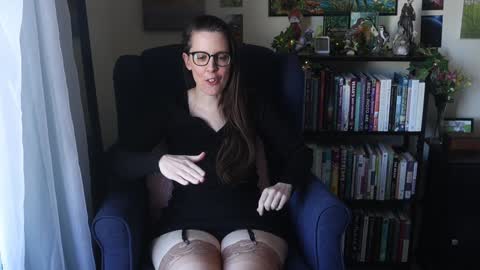 Snapshot of ellynaomi chatting on January 19, 2025, 7:15 pm Elly Naomi online show from January 19, 2025, 7:15 pm