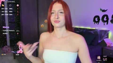 EllyPeach online show from October 22, 2025, 4:18 pm