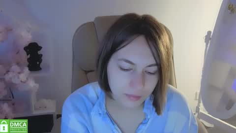 Snapshot of elma_lily chatting on September 27, 2025, 6:18 am elma_lily online show from September 27, 2025, 6:18 am