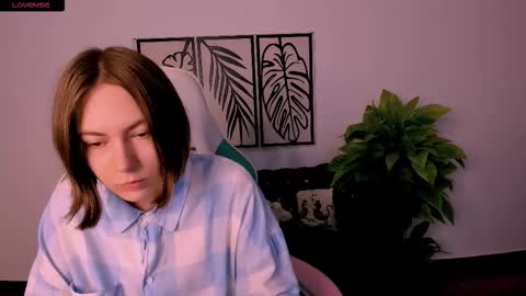 Snapshot of elma_lily chatting on October 11, 2025, 5:50 am elma_lily online show from October 11, 2025, 5:50 am