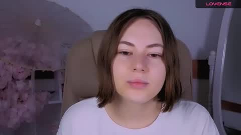 Snapshot of elma_lily chatting on October 31, 2025, 6:58 am elma_lily online show from October 31, 2025, 6:58 am