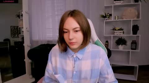 Snapshot of elma_lily chatting on November 7, 2025, 6:13 am elma_lily online show from November 7, 2025, 6:13 am