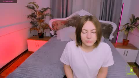 Snapshot of elma_lily chatting on November 11, 2025, 6:46 am elma_lily online show from November 11, 2025, 6:46 am