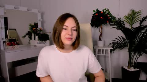 Snapshot of elma_lily chatting on December 14, 2025, 6:52 am elma_lily online show from December 14, 2025, 6:52 am