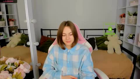 Snapshot of elma_lily chatting on December 15, 2025, 6:50 am elma_lily online show from December 15, 2025, 6:50 am