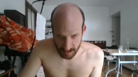 Snapshot of elmatirestrepo chatting on December 10, 2024, 10:05 pm Mati Restrepo online show from December 10, 2024, 10:05 pm