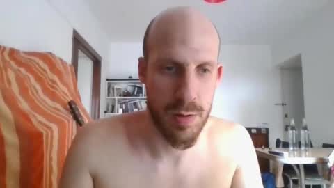 Snapshot of elmatirestrepo chatting on December 28, 2024, 9:51 pm Mati Restrepo online show from December 28, 2024, 9:51 pm