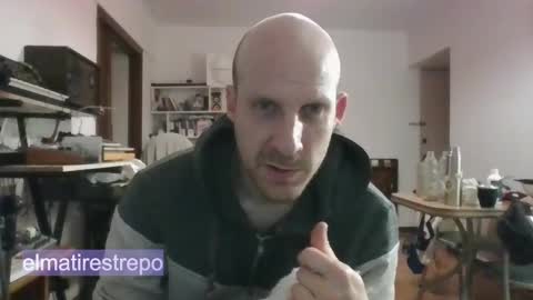 Snapshot of elmatirestrepo chatting on September 21, 2025, 10:44 pm Mati Restrepo online show from September 21, 2025, 10:44 pm