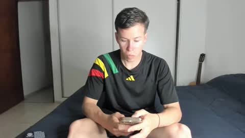 Snapshot of elnenedearg chatting on October 5, 2025, 10:40 pm elnenedearg online show from October 5, 2025, 10:40 pm