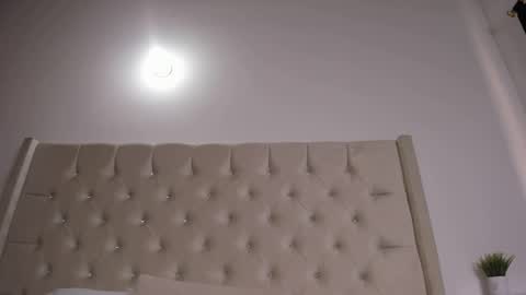 Maya online show from February 25, 2025, 2:11 pm