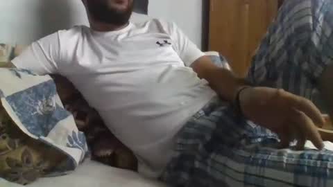 Snapshot of elphotographermedo chatting on November 1, 2025, 7:49 pm Mr.M online show from November 1, 2025, 7:49 pm