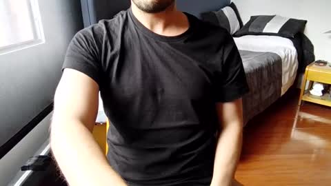 Snapshot of elriclust chatting on November 19, 2025, 7:14 pm elriclust online show from November 19, 2025, 7:14 pm