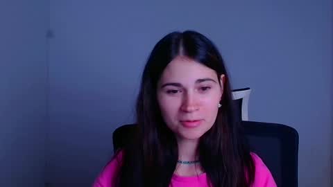 Snapshot of elsa_mur chatting on December 4, 2024, 10:41 pm Elsa online show from December 4, 2024, 10:41 pm