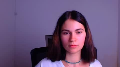 Snapshot of elsa_mur chatting on December 9, 2024, 10:20 pm Elsa online show from December 9, 2024, 10:20 pm