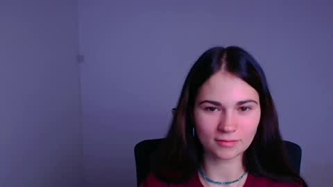 Snapshot of elsa_mur chatting on December 13, 2024, 7:32 pm Elsa online show from December 13, 2024, 7:32 pm