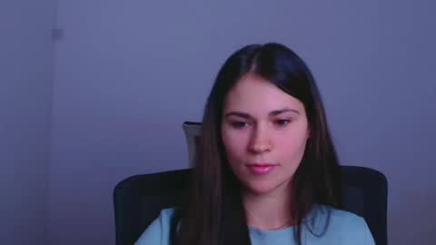 Snapshot of elsa_mur chatting on December 26, 2024, 7:38 pm Elsa online show from December 26, 2024, 7:38 pm
