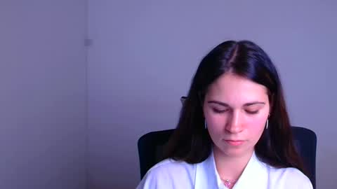 Snapshot of elsa_mur chatting on January 4, 2025, 10:24 pm Elsa online show from January 4, 2025, 10:24 pm