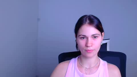 Snapshot of elsa_mur chatting on January 23, 2025, 7:18 pm Elsa online show from January 23, 2025, 7:18 pm
