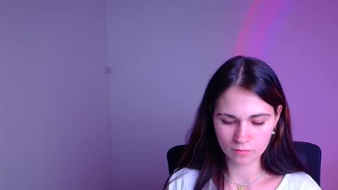 Snapshot of elsa_mur chatting on February 2, 2025, 11:00 pm Elsa online show from February 2, 2025, 11:00 pm
