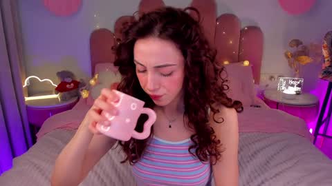 Snapshot of elsa_xo chatting on February 1, 2025, 8:26 pm Michelle online show from February 1, 2025, 8:26 pm