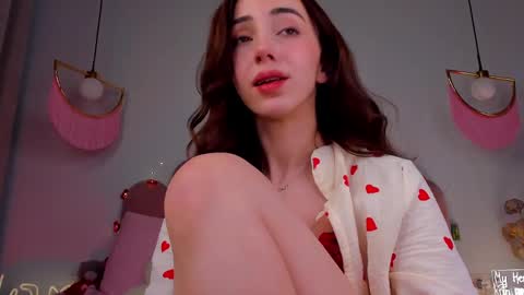 Snapshot of elsa_xo chatting on February 16, 2025, 2:42 am Michelle online show from February 16, 2025, 2:42 am