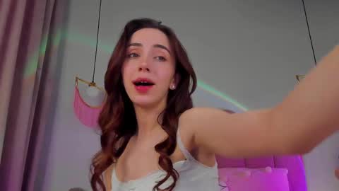 Snapshot of elsa_xo chatting on February 24, 2025, 5:11 am Michelle online show from February 24, 2025, 5:11 am