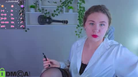 Elsie online show from November 11, 2025, 1:27 am