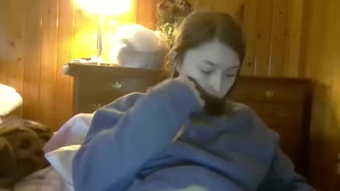 Snapshot of elsierain469 chatting on December 4, 2025, 4:05 pm Elsie Rain online show from December 4, 2025, 4:05 pm