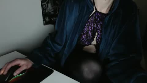 elssa_rush online show from March 12, 2025, 5:49 pm