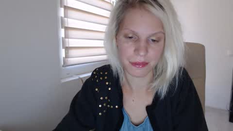 elssa_rush online show from September 24, 2025, 6:17 am